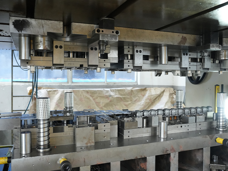 最新のエンタープライズと業界のニュースを提供してください。